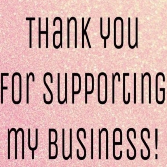 Hi, I’m Kristen. Welcome To My Personal And Boutique Closet! - Picture 10 of 10